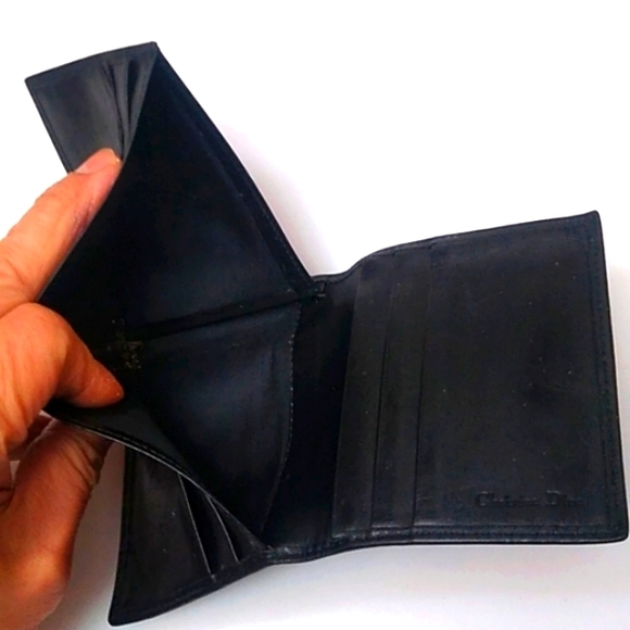 🎉HP🎉Christian Dior Black Wallet - Picture 6 of 9